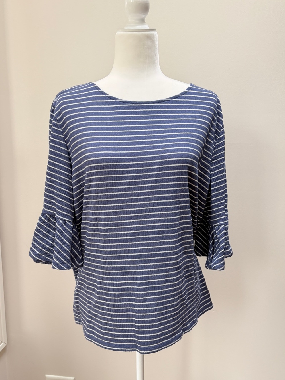 Old Navy Blue & White Striped 3/4 Ruffle Sleeve Top